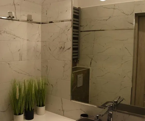 Kilinskiego 아파트